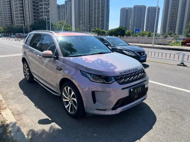 Land Rover Discovery Sport — Фото автомобиля 3