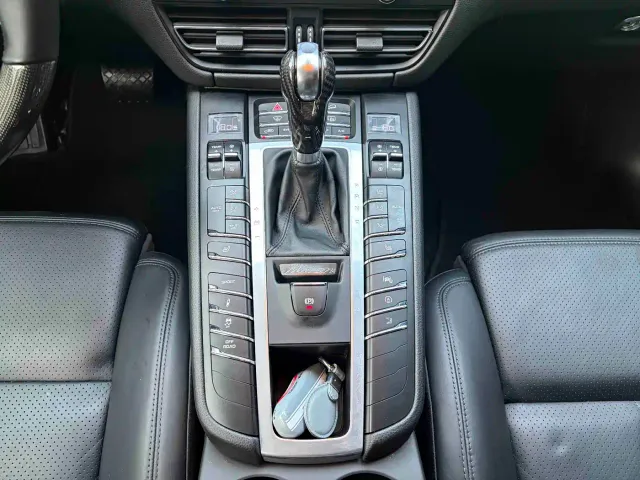 Porsche Macan — Фото автомобиля 17