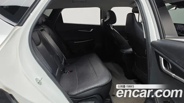 Kia EV6 — Фото автомобиля 11