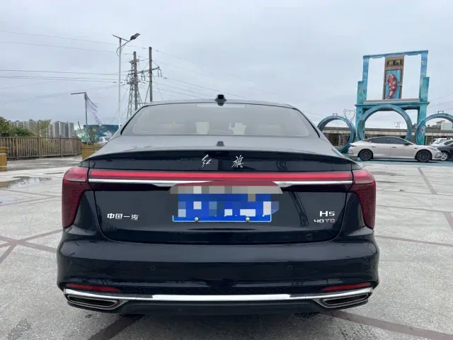 Hongqi H5 — Фото автомобиля 8