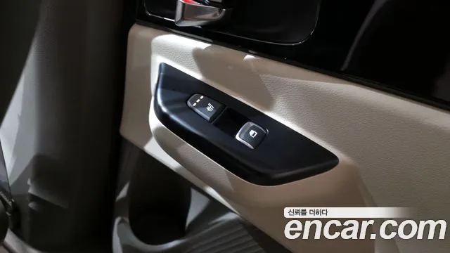 Kia Canival Carnival 4 поколение 11 мест Prestige — Фото автомобиля 16