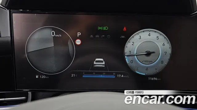 Hyundai Avante CN7 — Фото автомобиля 11
