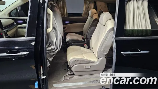 Kia Canival Carnival 4 поколение Дизель 9 мест Hi-Limousine — Фото автомобиля 8