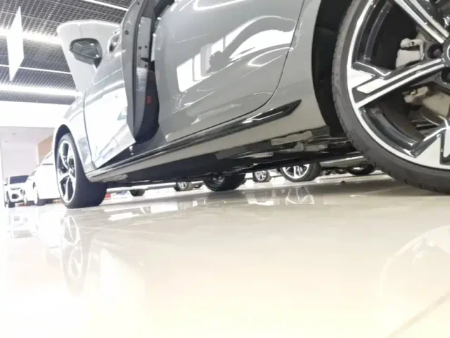 Audi A4L — Фото автомобиля 21