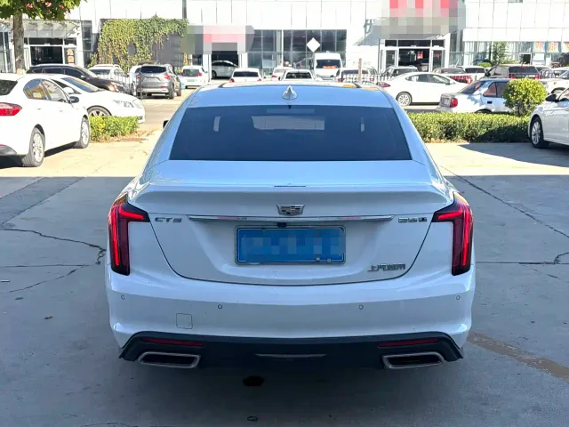Cadillac CT5 — Фото автомобиля 9