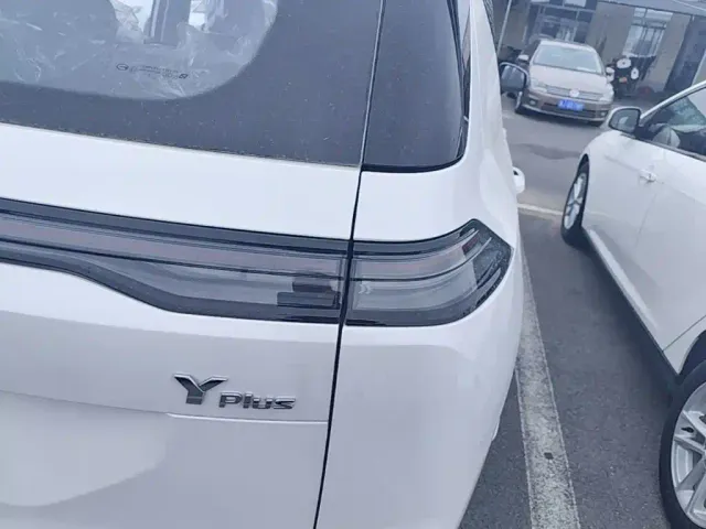 GAC Aion Y — Фото автомобиля 7
