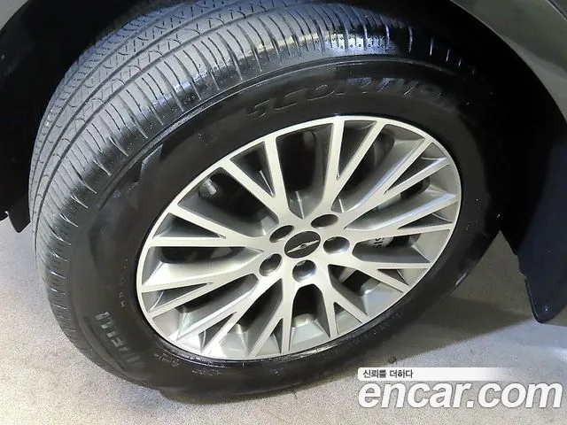 Genesis GV80 — Фото автомобиля 20