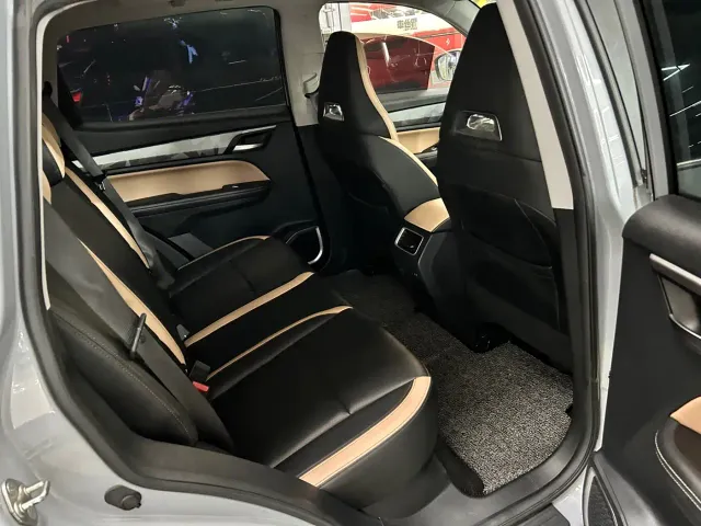 Geely Haoyue PRO — Фото автомобиля 14