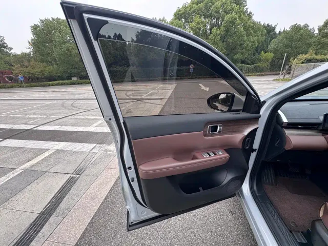 Wuling Starlight S — Фото автомобиля 9