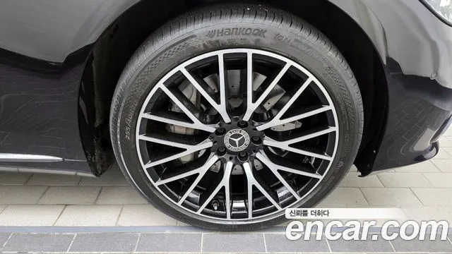 Mercedes-Benz S-Class — Фото автомобиля 5