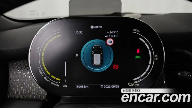 MINI Cooper Cooper Electric — Фото автомобиля 8