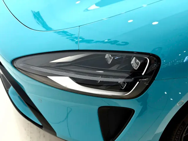 Xiaomi SU7 — Фото автомобиля 19