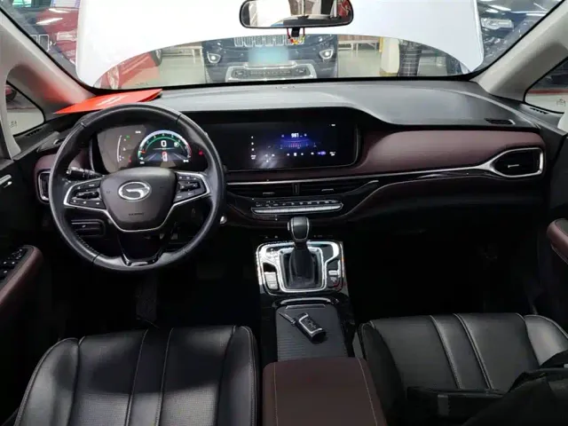 GAC Trumpchi M6 — Фото автомобиля 9