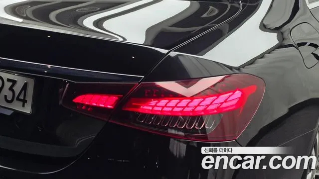 Mercedes-Benz E-Class W213 — Фото автомобиля 8