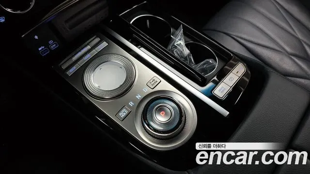 Genesis G80 Бензин 2.5 турбо AWD — Фото автомобиля 9