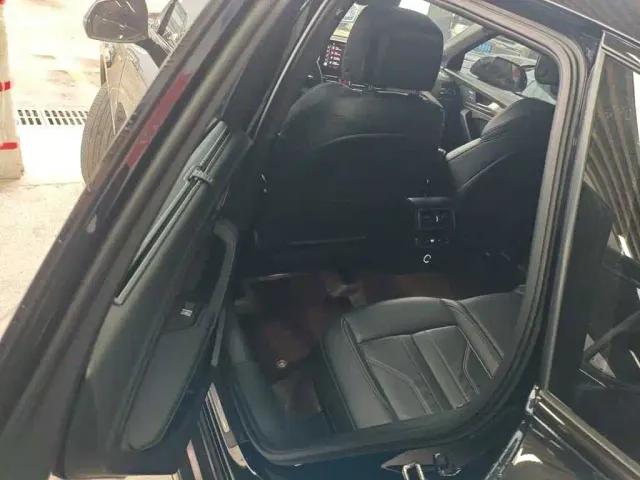 Audi Q5L — Фото автомобиля 4