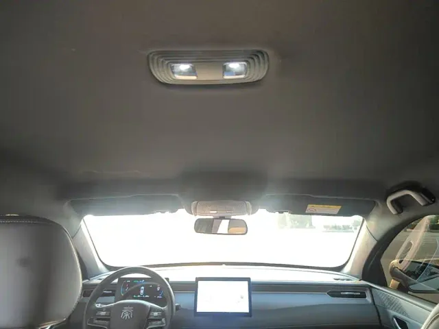 BYD Qin PLUS — Фото автомобиля 17