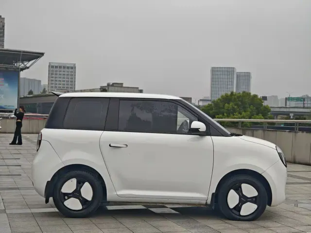Changan Lumin — Фото автомобиля 8