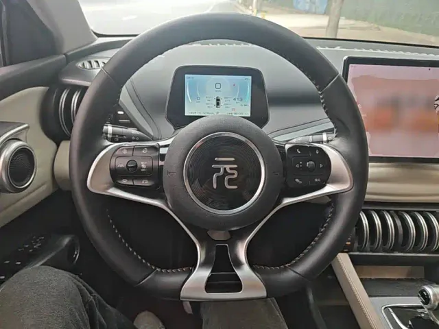 BYD Yuan PLUS — Фото автомобиля 10