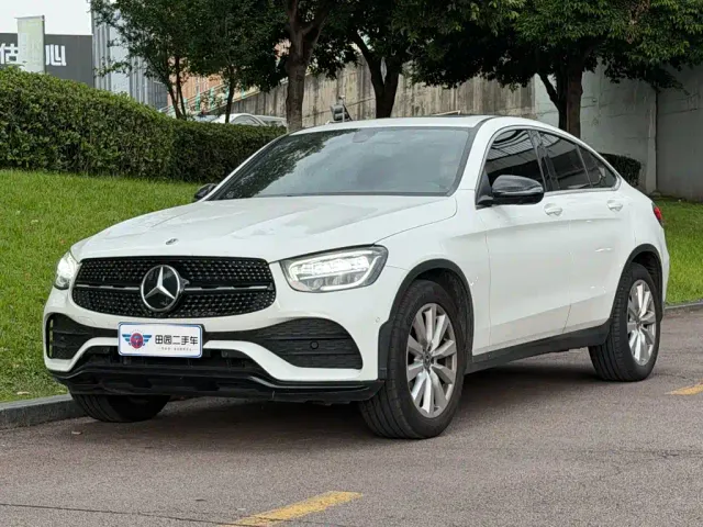 Фотография автомобиля — Mercedes-Benz GLC Coupe