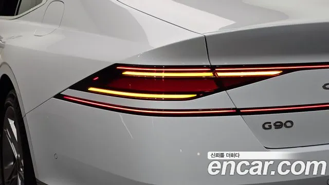 Genesis G90 — Фото автомобиля 15