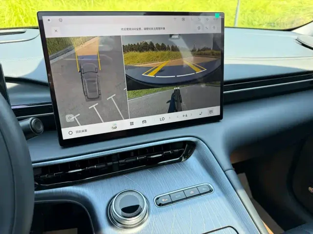 Geely Galaxy E5 — Фото автомобиля 14