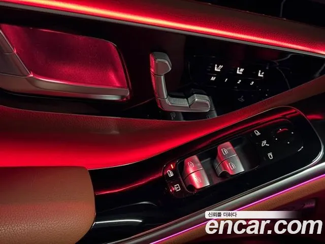 Mercedes-Benz S-Class — Фото автомобиля 13
