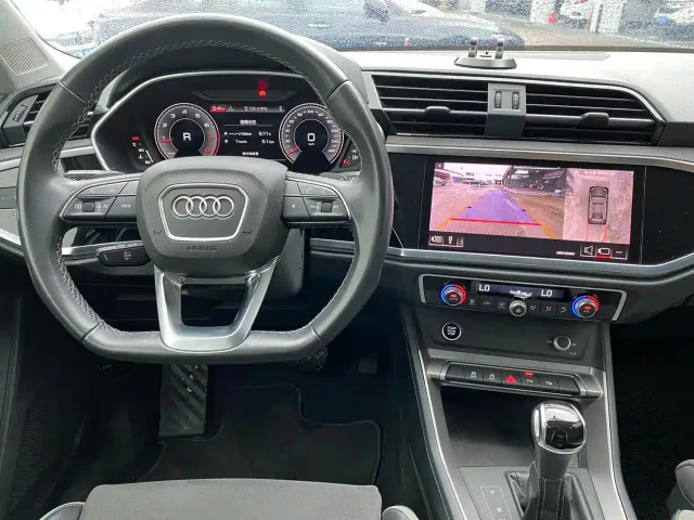 Audi Q3 — Фото автомобиля 12