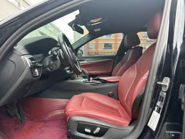 BMW 5 Series — Фото автомобиля 7