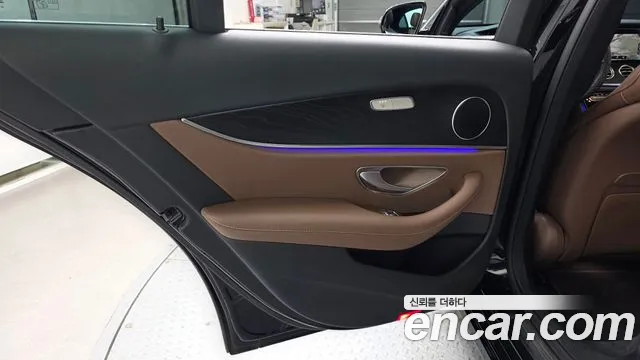 Mercedes-Benz E-Class W213 — Фото автомобиля 14