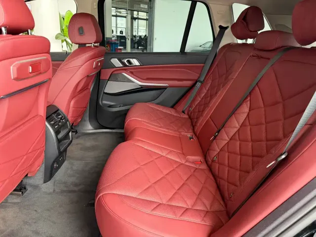 BMW X5 — Фото автомобиля 8
