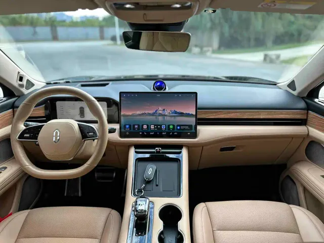 Aito M5 — Фото автомобиля 15