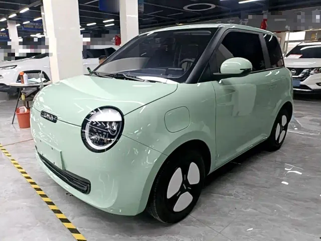 Фотография автомобиля — Changan Lumin