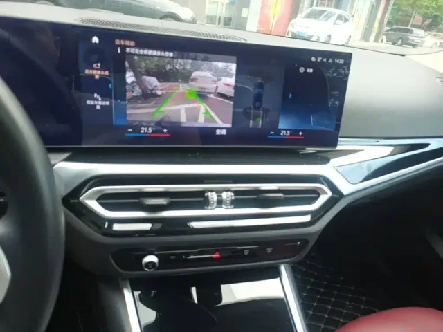 BMW i3 — Фото автомобиля 12