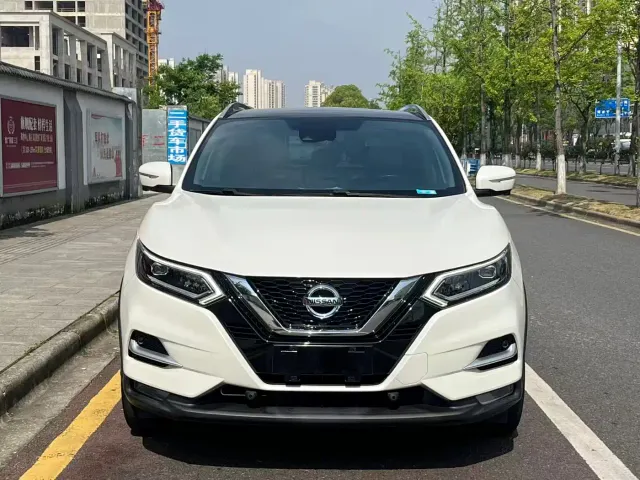 Фотография автомобиля — Nissan Qashqai