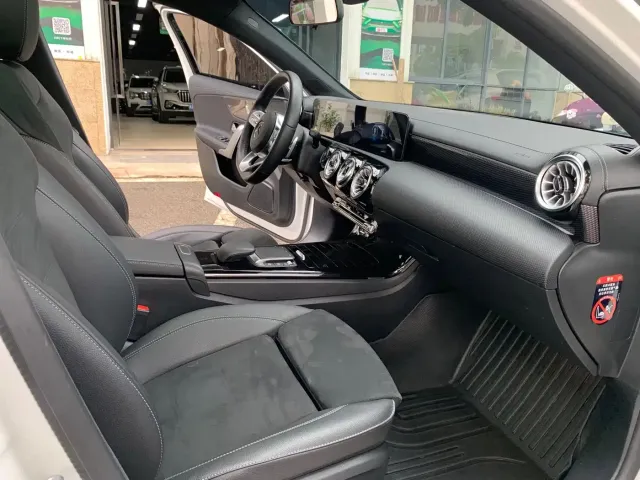 Mercedes-Benz A-Class — Фото автомобиля 5