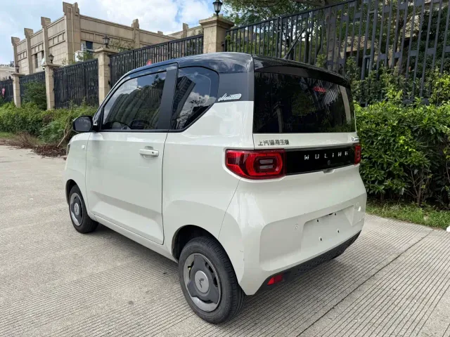 Wuling Hongguang Mini EV — Фото автомобиля 8