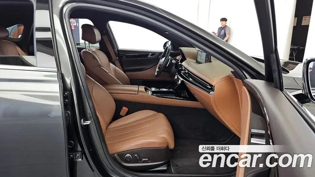 Genesis G80 Бензин 2.5 турбо AWD — Фото автомобиля 11