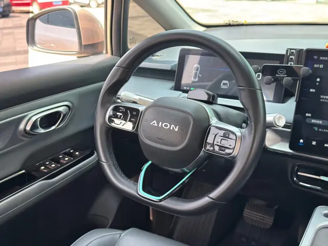 GAC Aion Y — Фото автомобиля 20