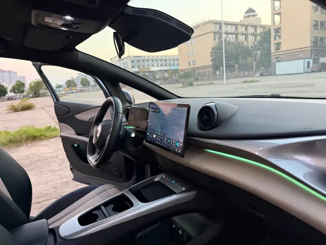 BYD Dolphin — Фото автомобиля 20
