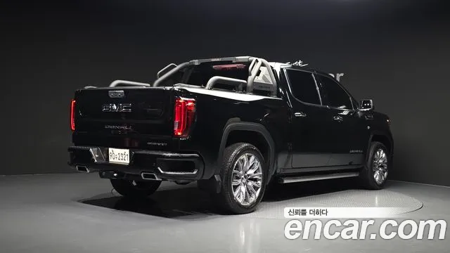 GMC Sierra — Фото автомобиля 2