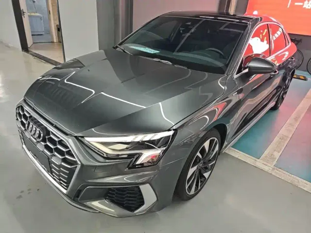 Фотография автомобиля — Audi A3