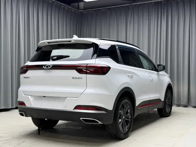 Chery Tiggo 7 — Фото автомобиля 6