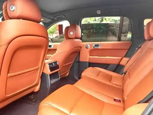Li Auto L6 — Фото автомобиля 7