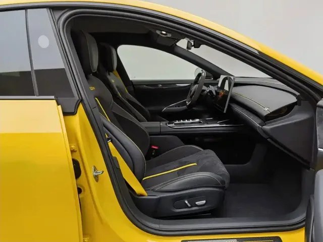 Xiaomi Auto Xiaomi SU7 Ultra 2025 Model Ultra — Фото автомобиля 23