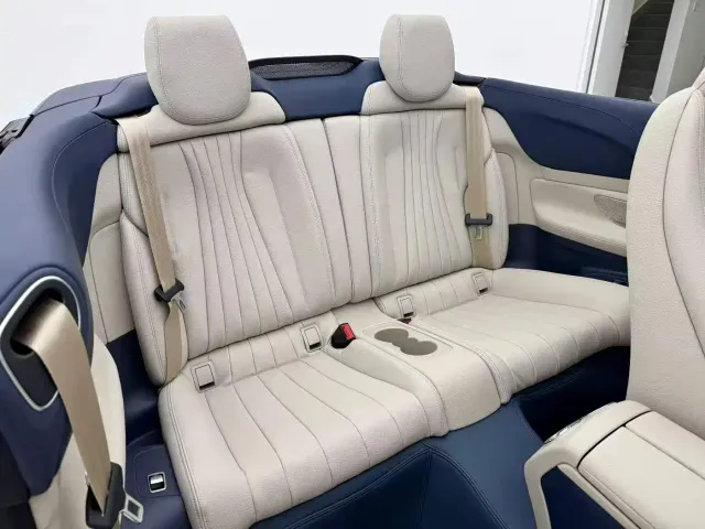 Mercedes-Benz E-Class — Фото автомобиля 9