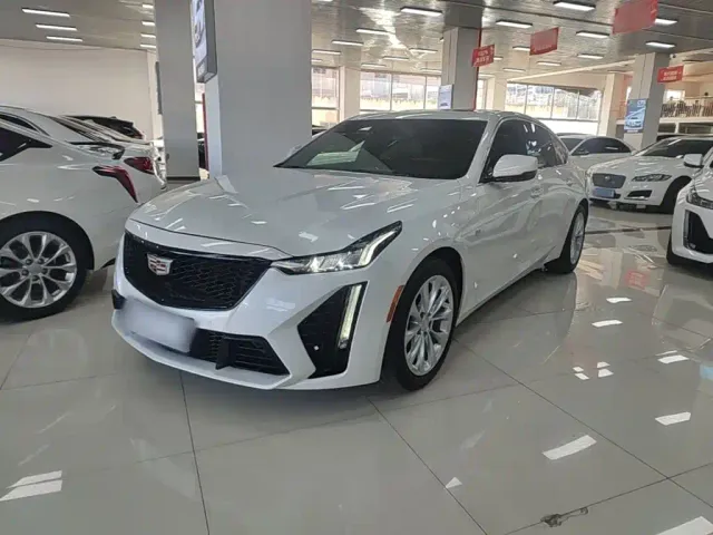 Фотография автомобиля — Cadillac CT5
