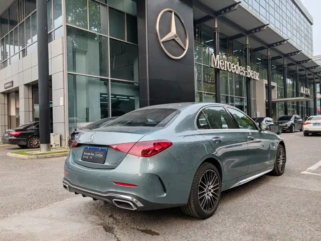 Mercedes-Benz C-Class — Фото автомобиля 4