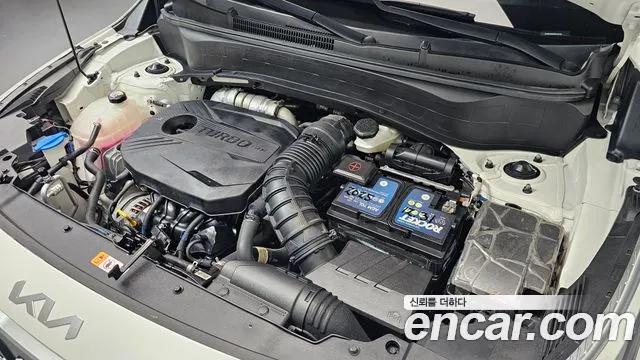 Kia Seltos — Фото автомобиля 6