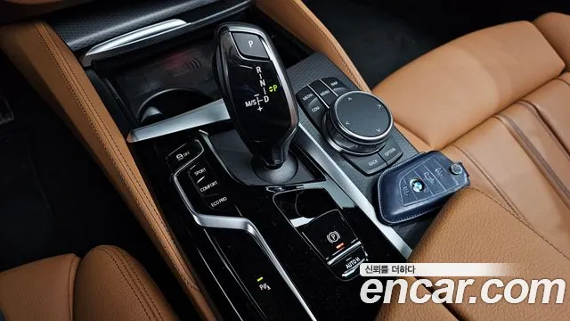 BMW 5-Series — Фото автомобиля 5